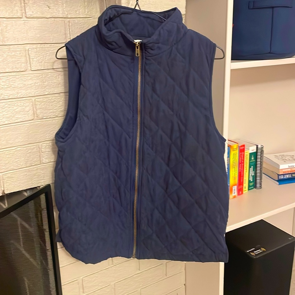 Women’s navy blue vest size large.